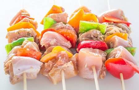 3 Skewers Chicken kebabs 300g For Cheap